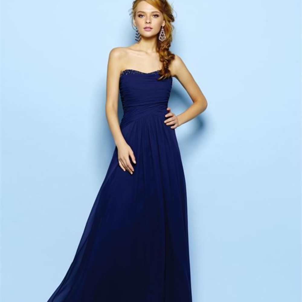 B2 Dress